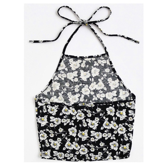 Daisy Halter🌼 - Picture 2 of 3